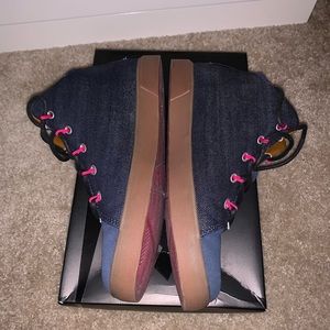 Big Kids: Nike LeBron 12 NSW Lifestyle “Denim”